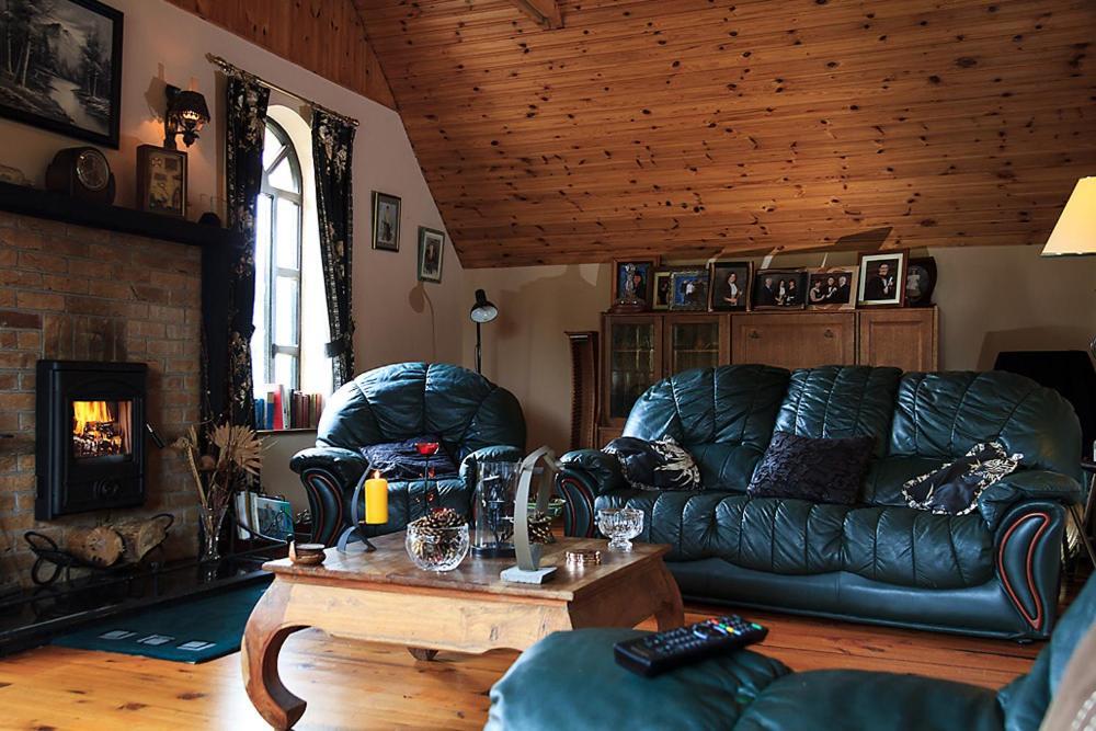 Woodview Lodge B&B Breaffy ภายนอก รูปภาพ